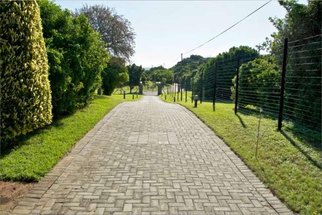 Neat paved driveway